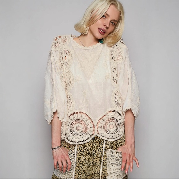 POL Tops - NWT‎ POL Boho Cream with Crochet Lace Top